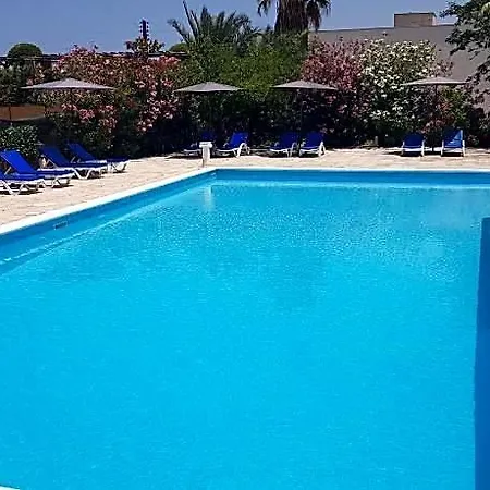 Hotel Paradise 3*